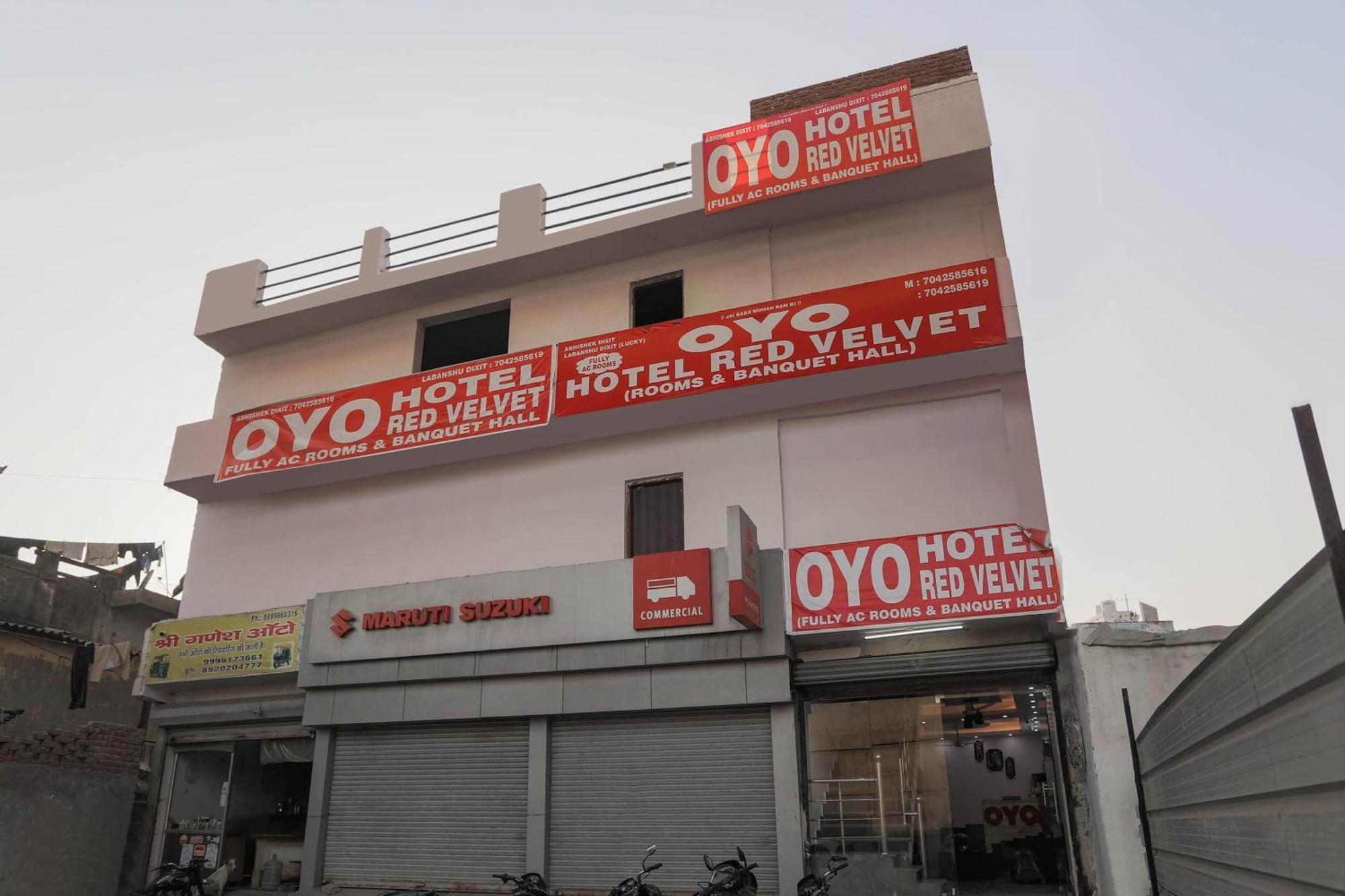Hotel O Red Velvet Rooms & Banquet Faridabad Bagian luar foto